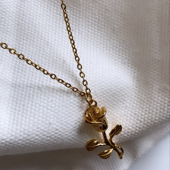 2/60 Rose Necklace , won’t tarnish - Picture 4 of 7